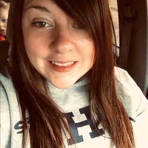 Meet your Posher, Casey